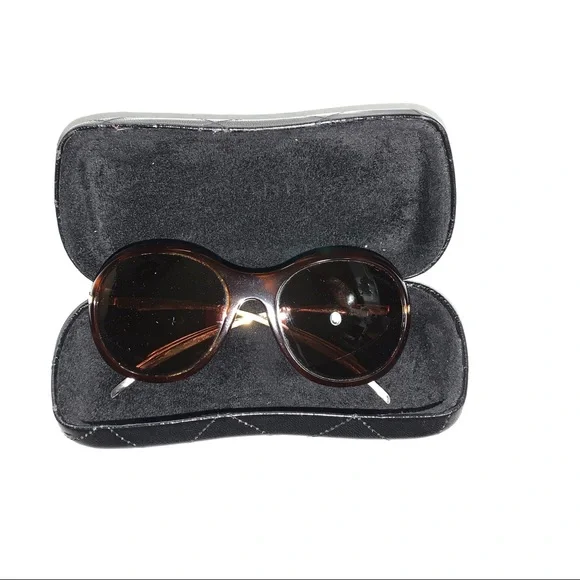 16) CHANEL oversized round tortoiseshell SUNGLASSES w/case